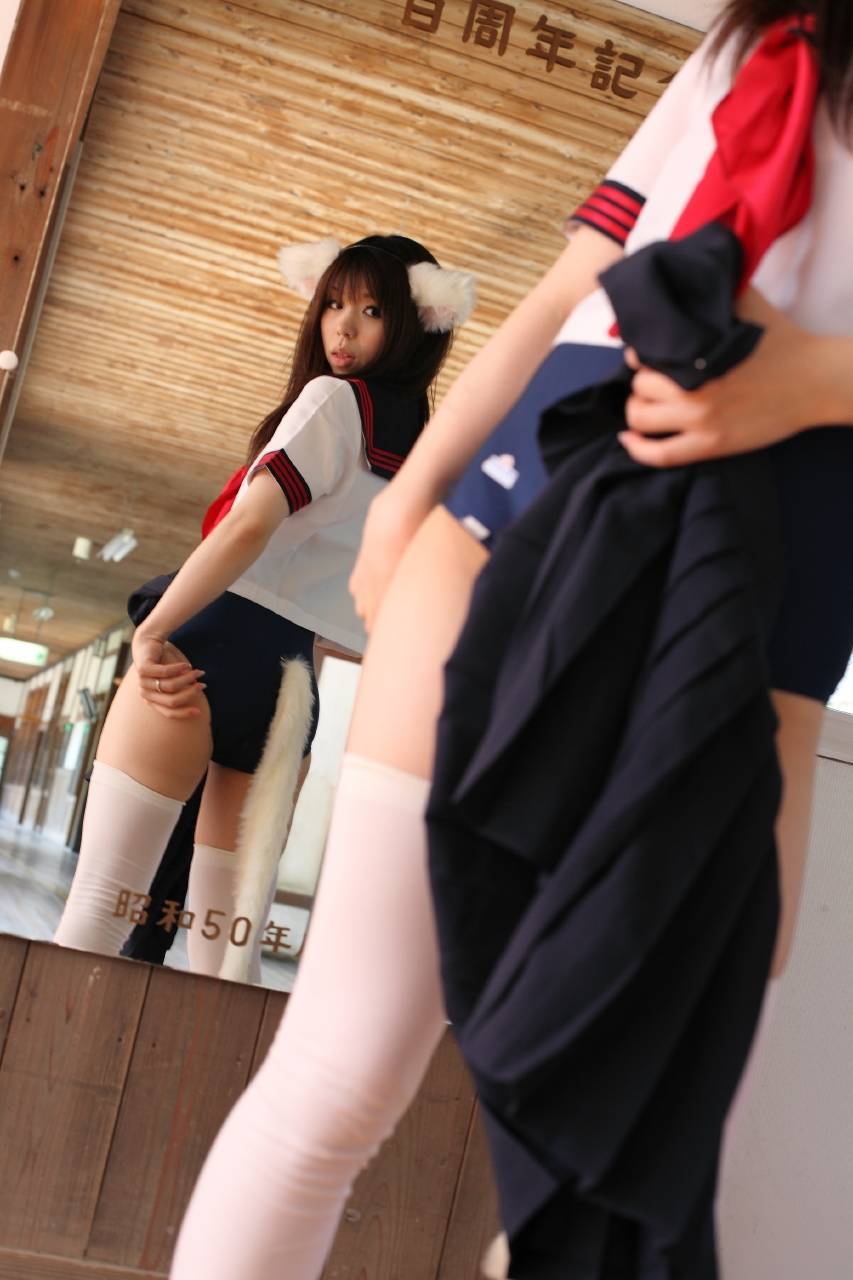 [Cosplay] 2013.04.05 Neko  School Girl - 2 Cosplayers